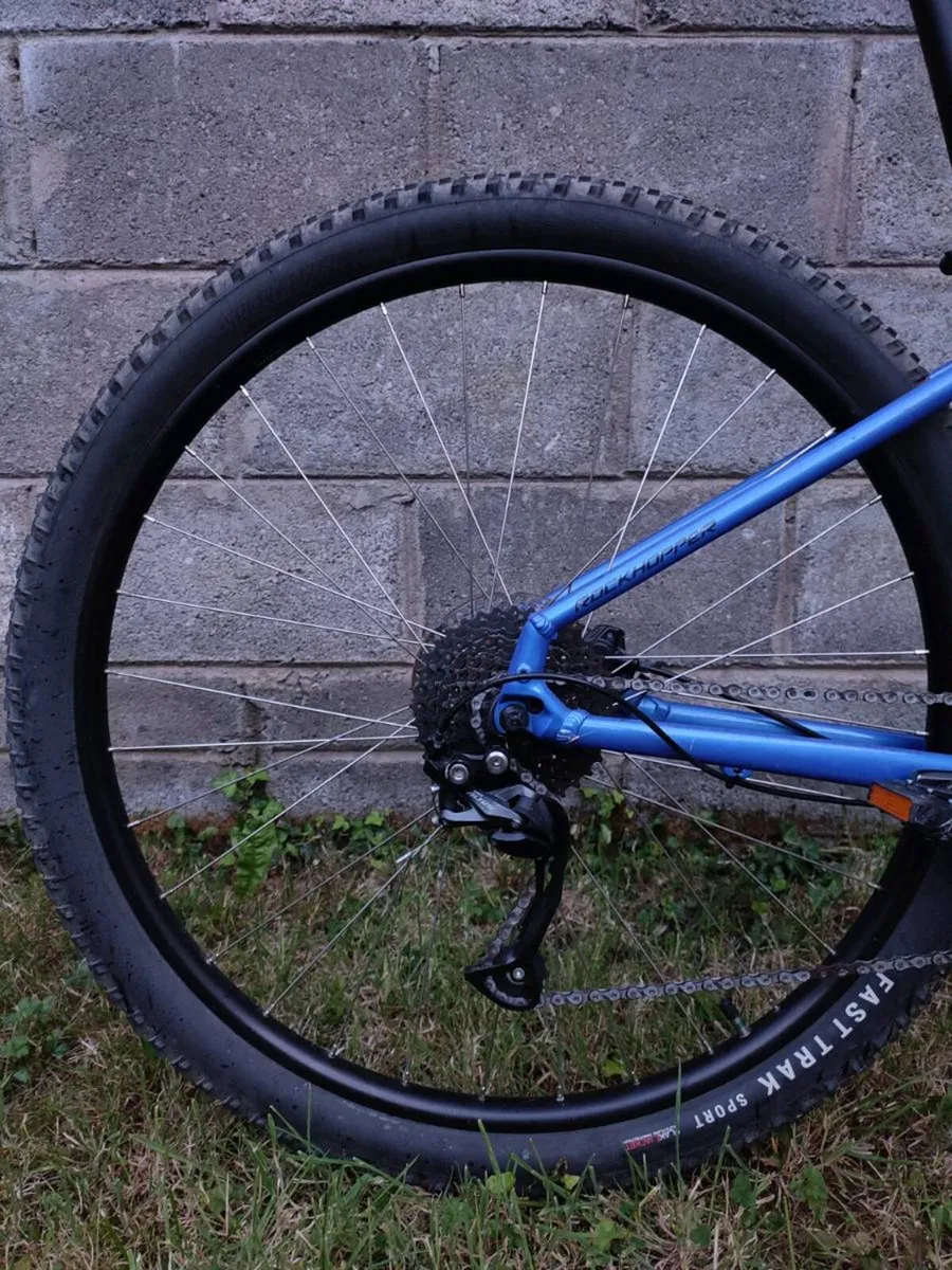 !!!BRAND NEW CONDITION!!! Specialized Rockhopper m - Image 2