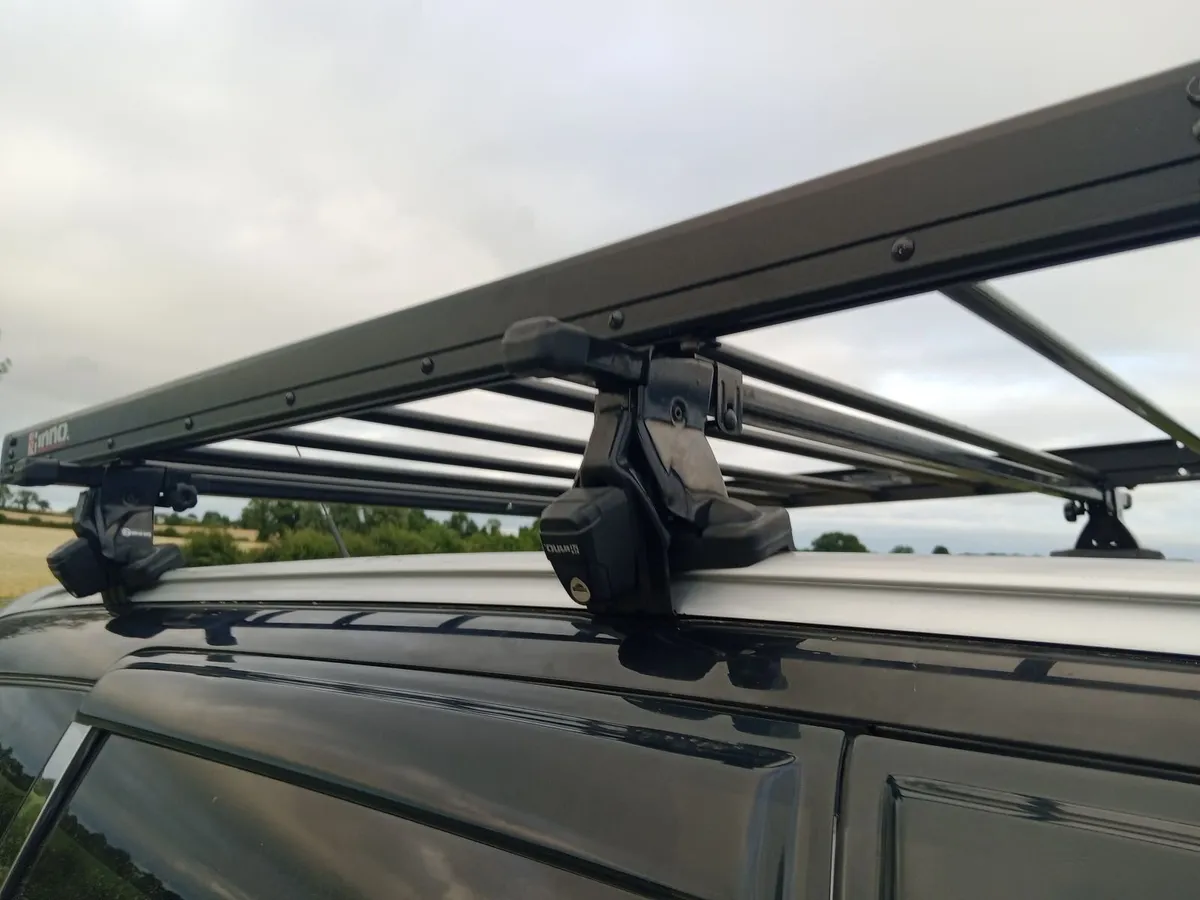 Roof rack and bars - Image 2