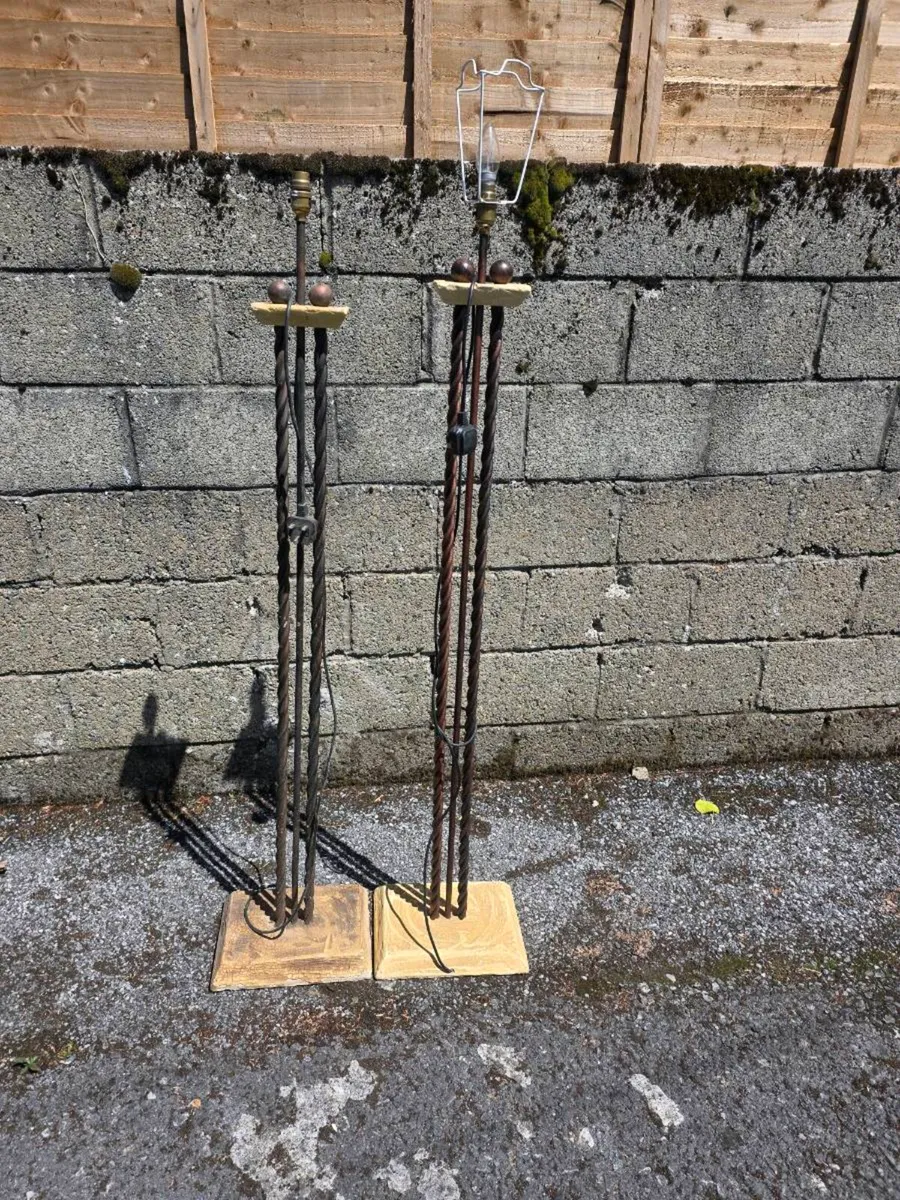 Free standing lamps - Image 1