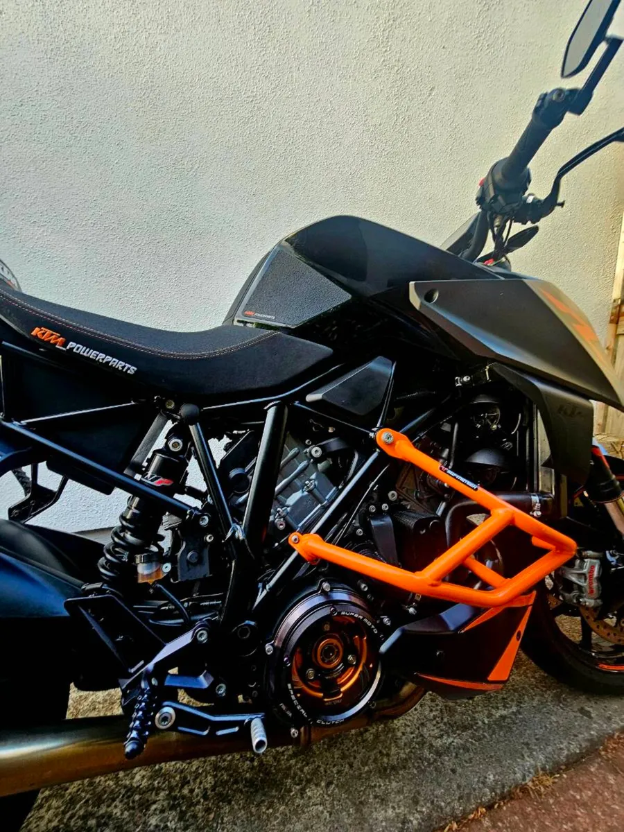 KTM Superduke 1290r Track Pack - Image 4
