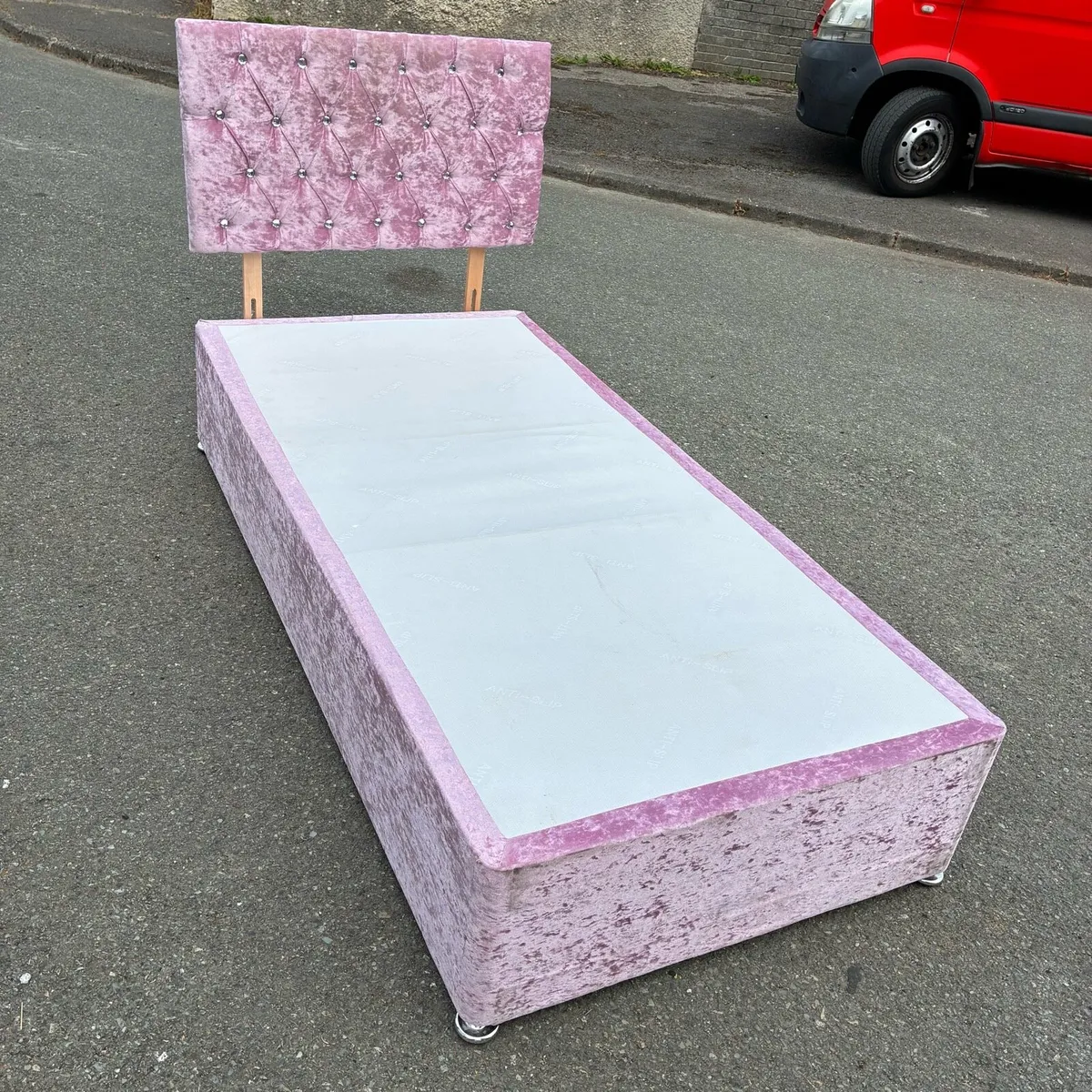 Single Crushed Velvet 💎Bed & KingKoil Mattress - Image 2
