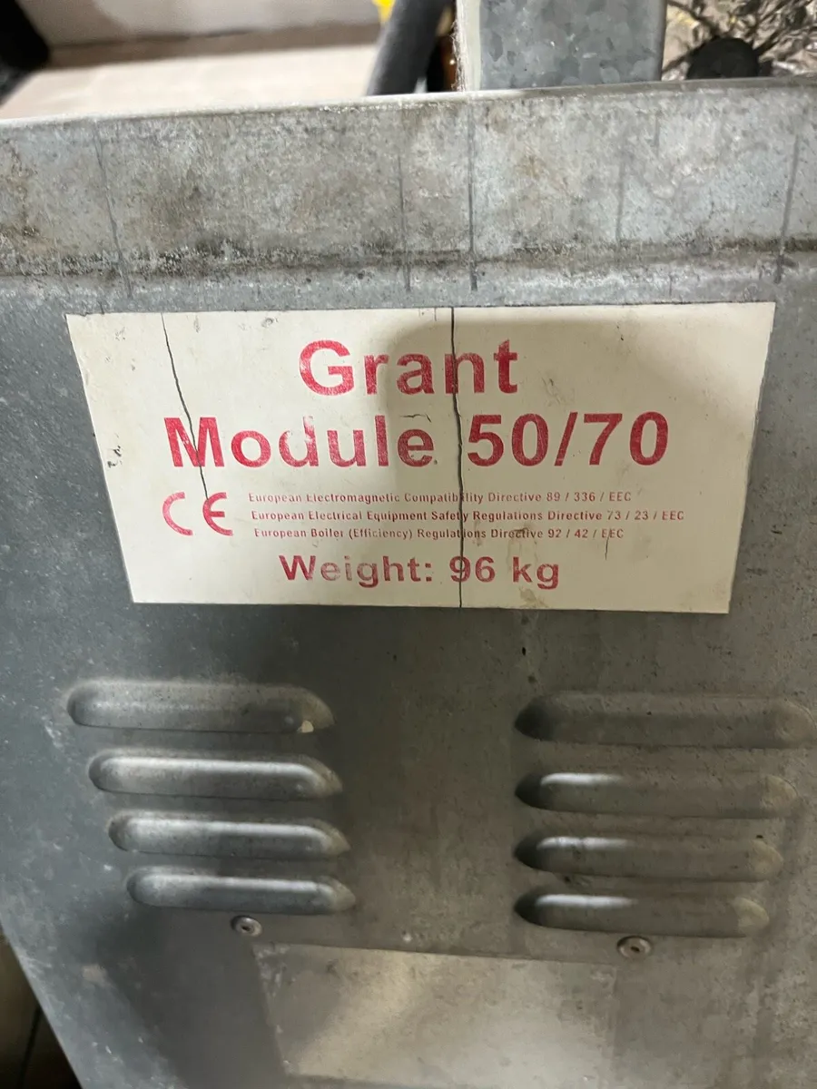 Oil boiler - Image 1