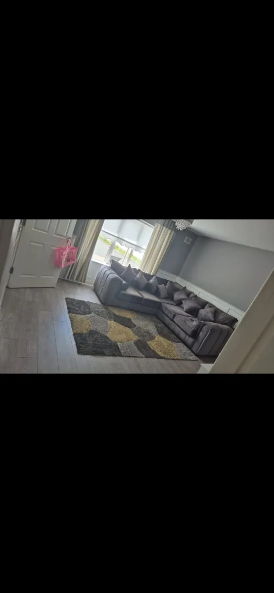 Corner Sofa - Image 1