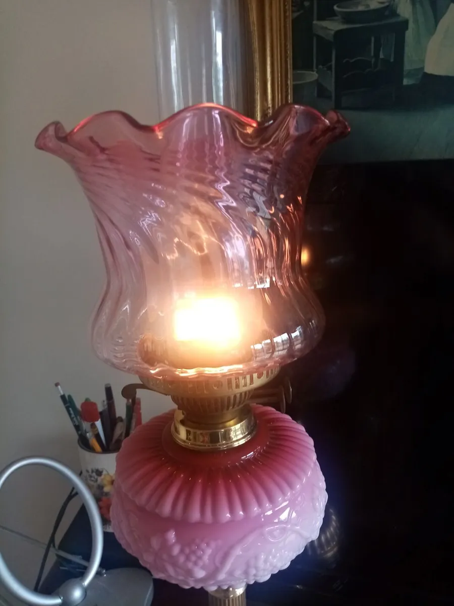 Vintage oil Lamp - Image 3
