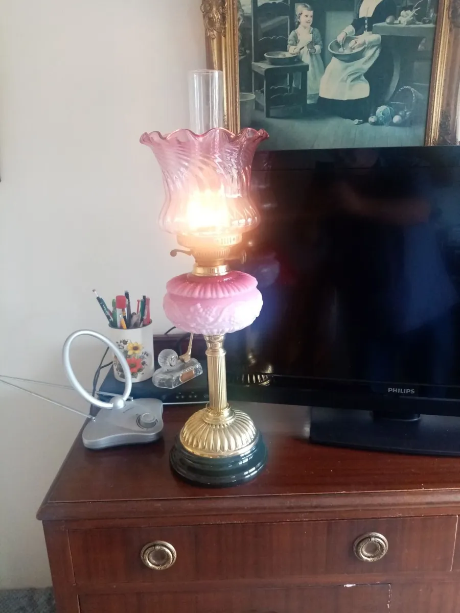 Vintage oil Lamp - Image 1