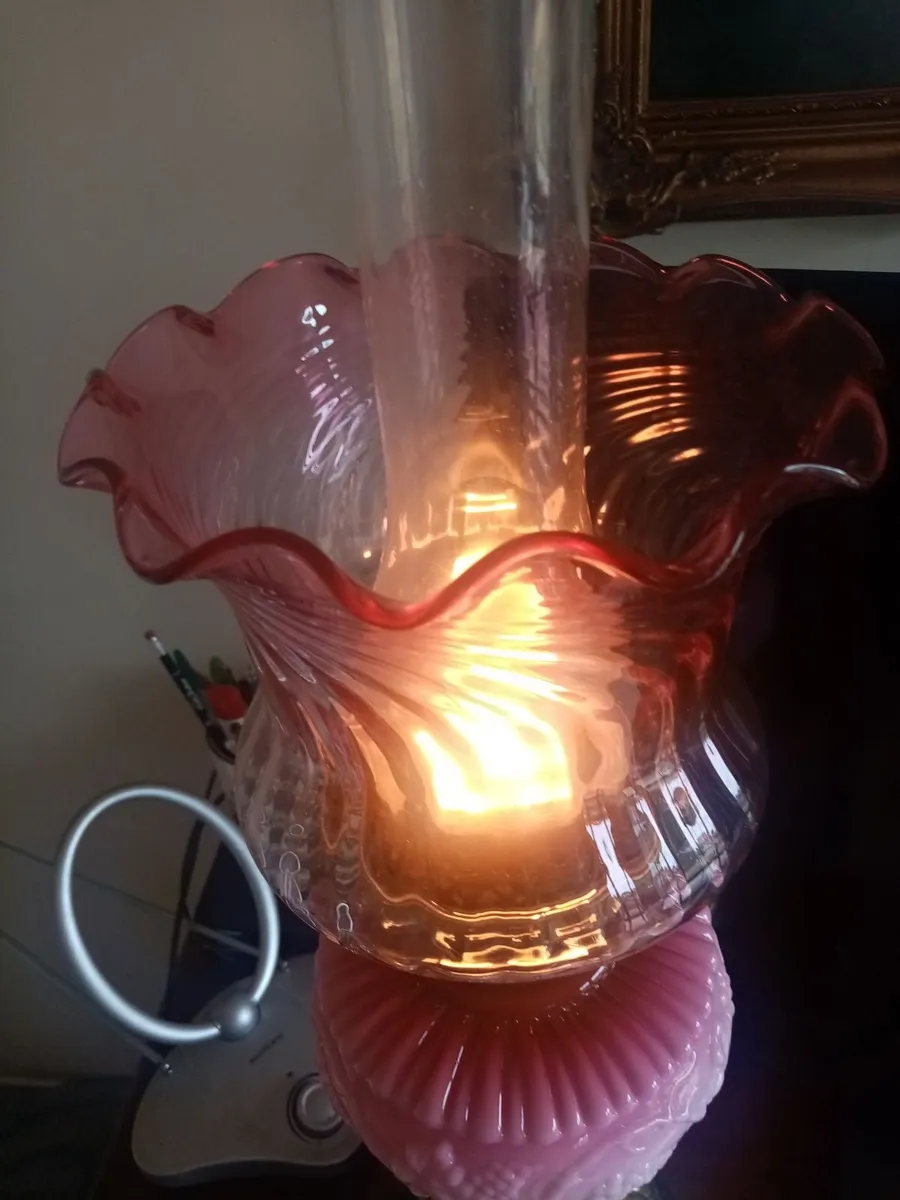 Vintage oil Lamp - Image 4