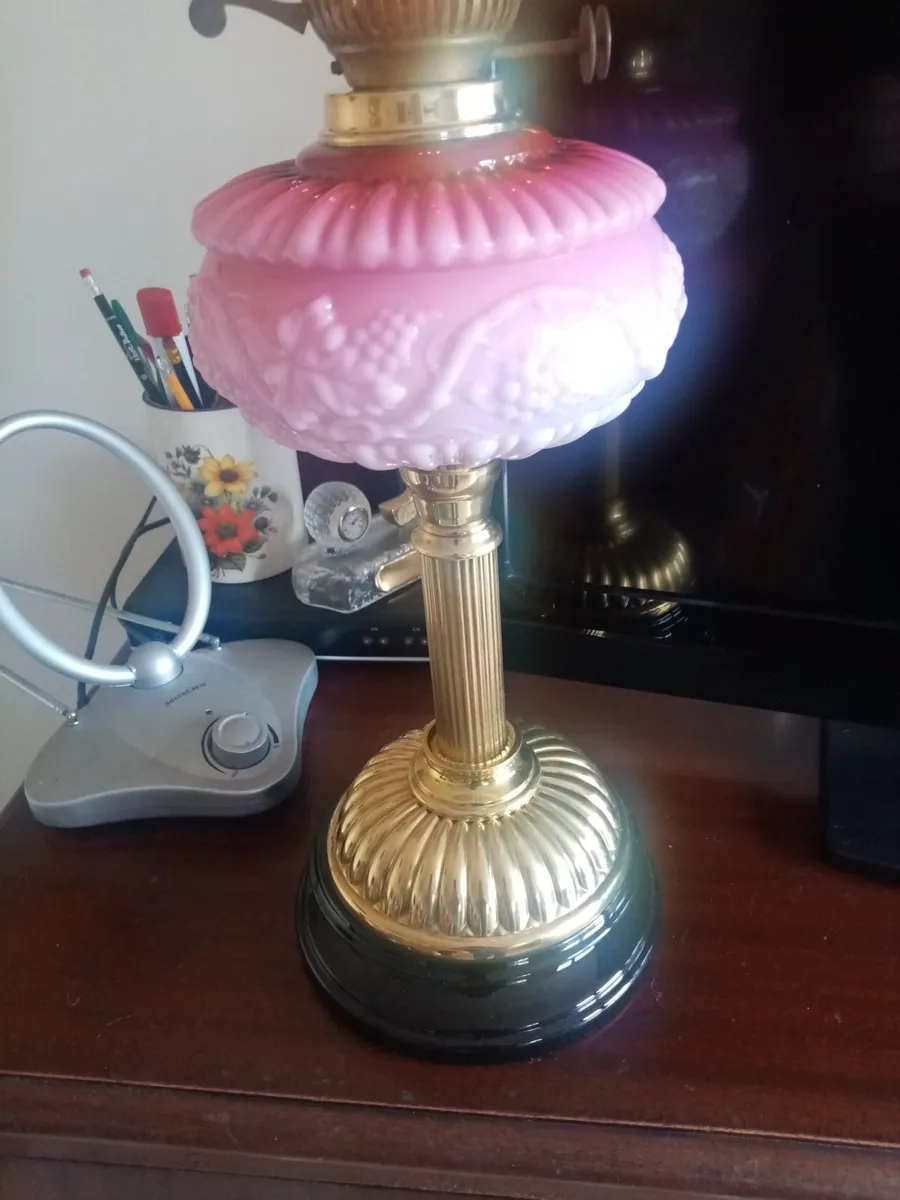 Vintage oil Lamp - Image 2