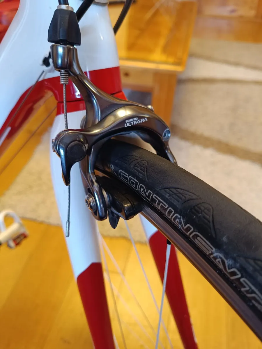 Cannondale SIX Carbon Road Bike – Shimano Ultegra - Image 3