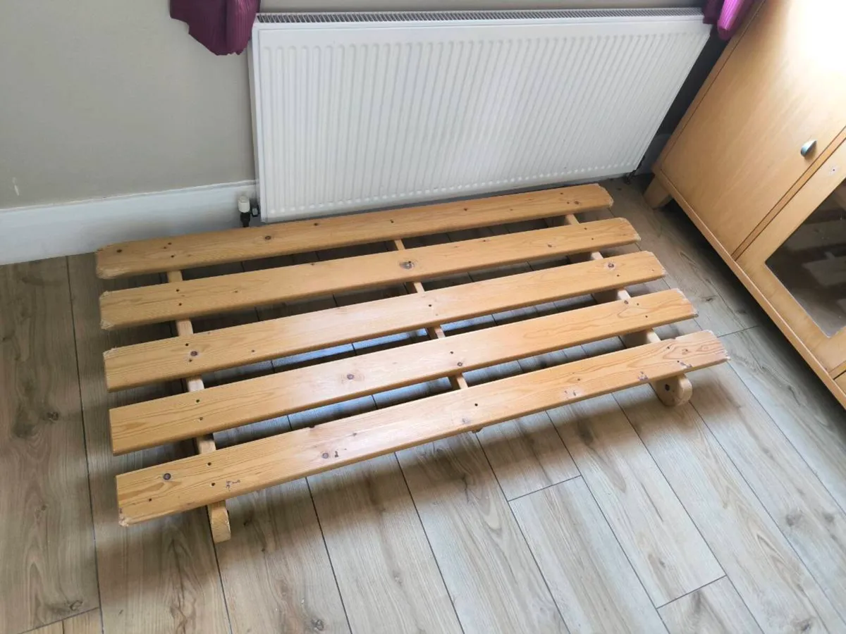 Futon bed for canine use - Image 2