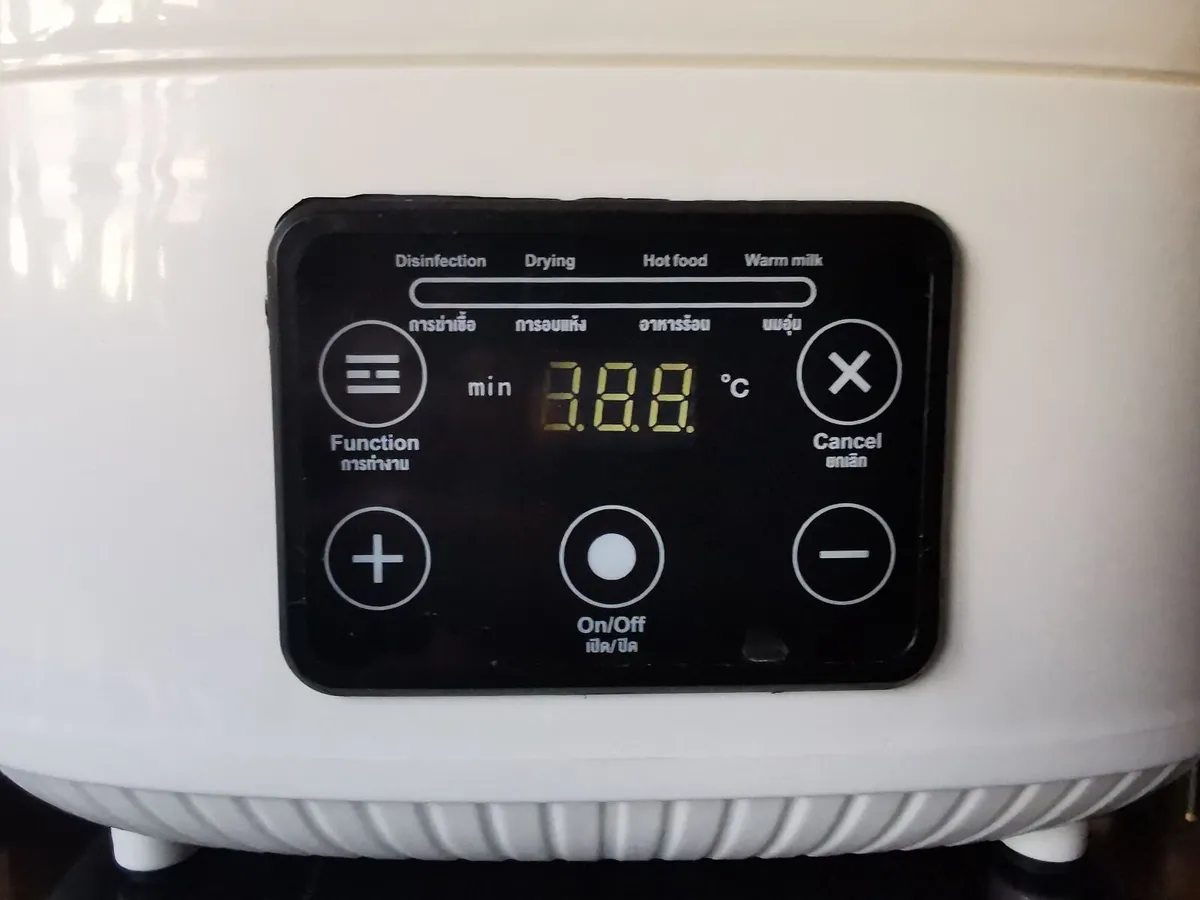 Baby Bottle Sterilizer & Dryer – Excellent Conditi - Image 3