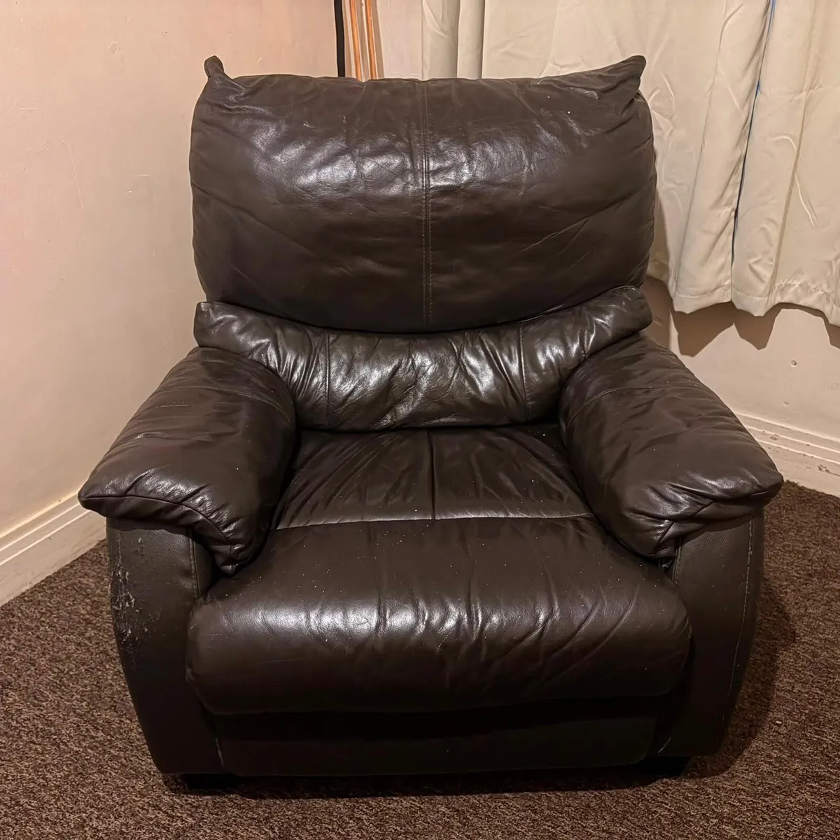 Black Sofa and two arm chairs - Image 3