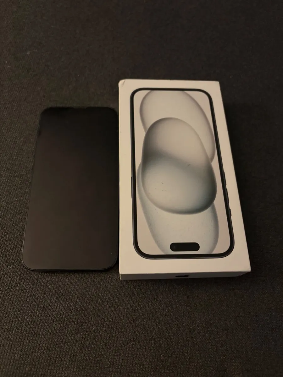 iPhone 13 - 128gb - Image 2