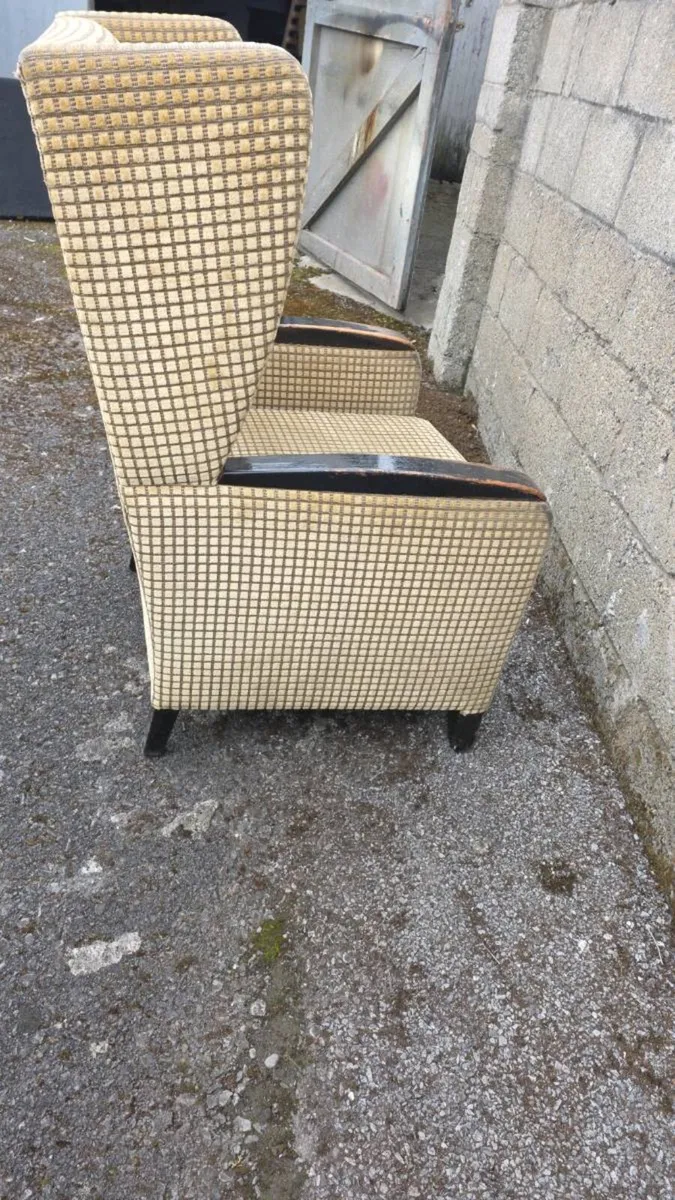 Armchair - Image 2