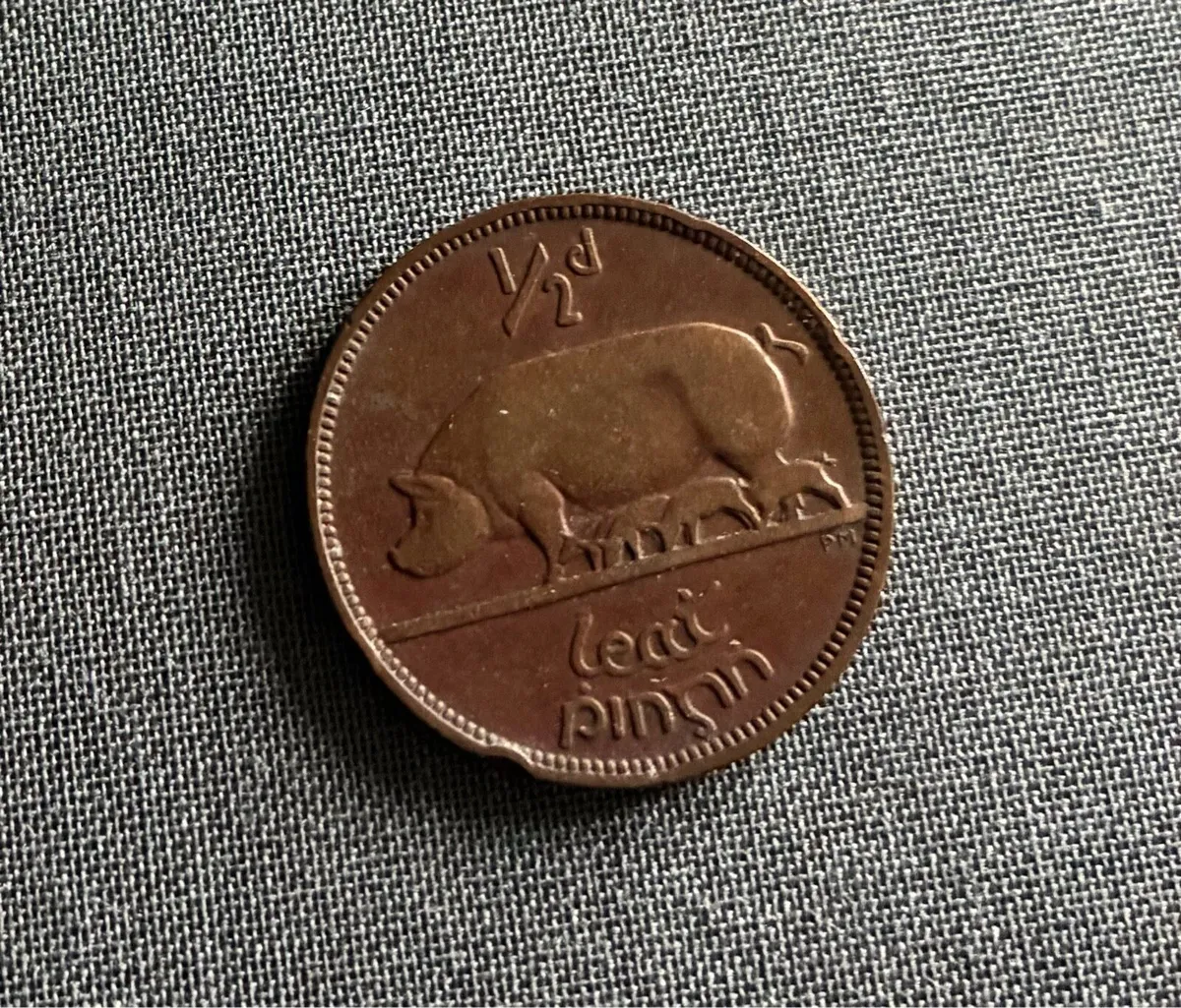 1941 Irish Leath Phingin - Image 2