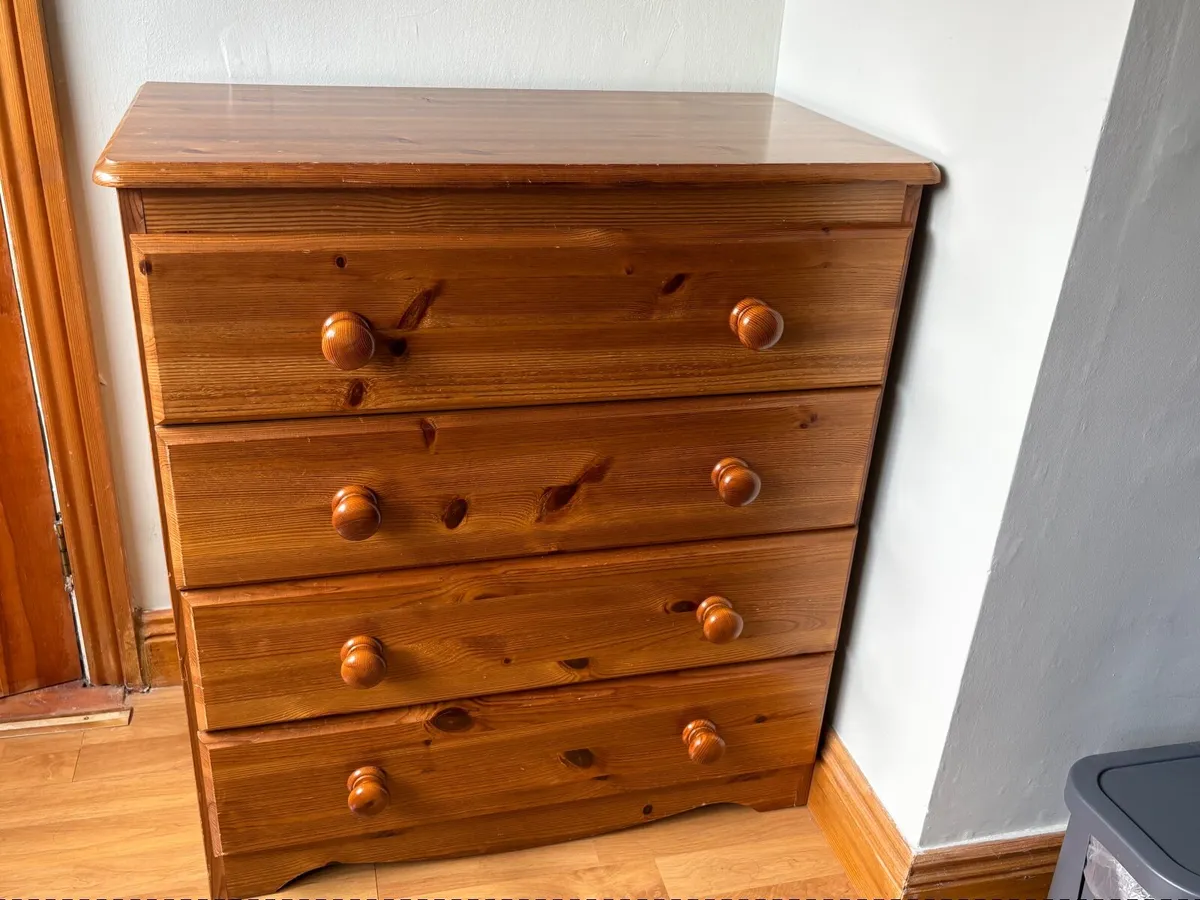 Chest of drawers - Image 1