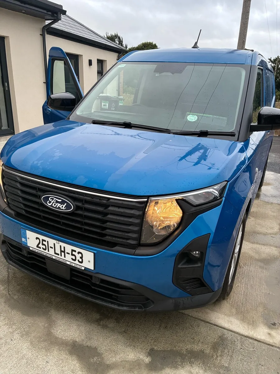 Ford Transit Courier - Image 1