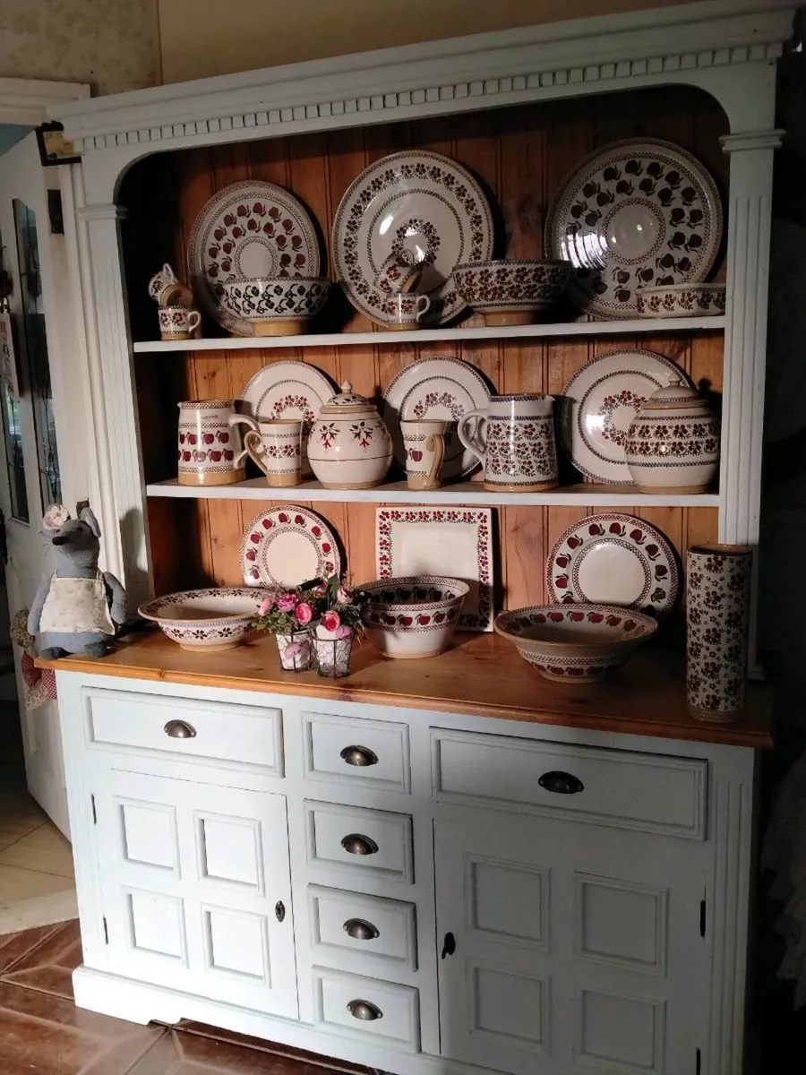 Solid kitchen dresser delivery arranged - Image 1