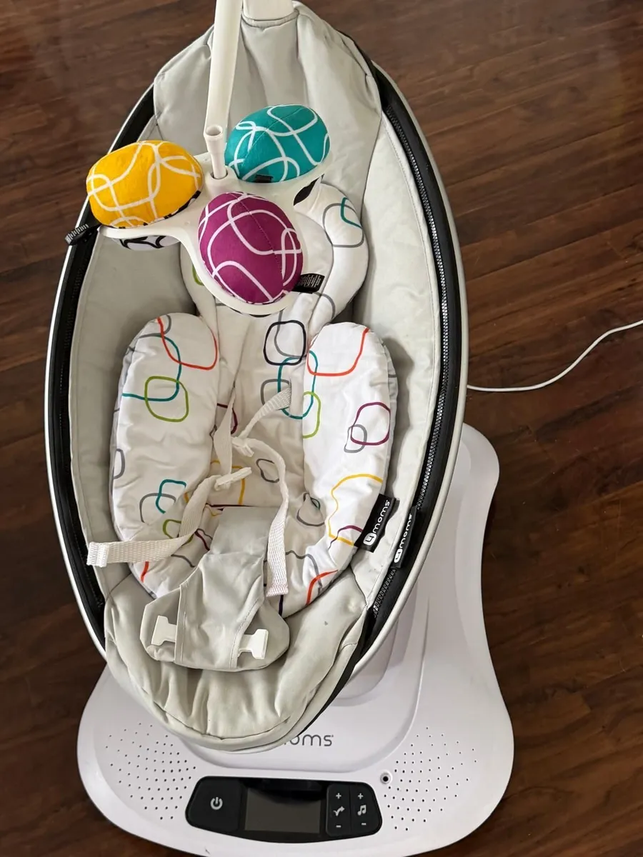 4 Moms Mamaroo - Image 2