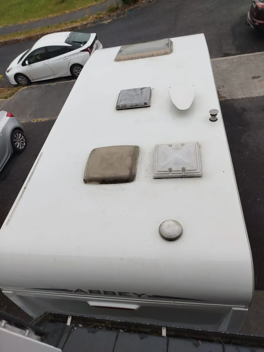 6 berth Abbey Vogue 540 caravan - Image 4
