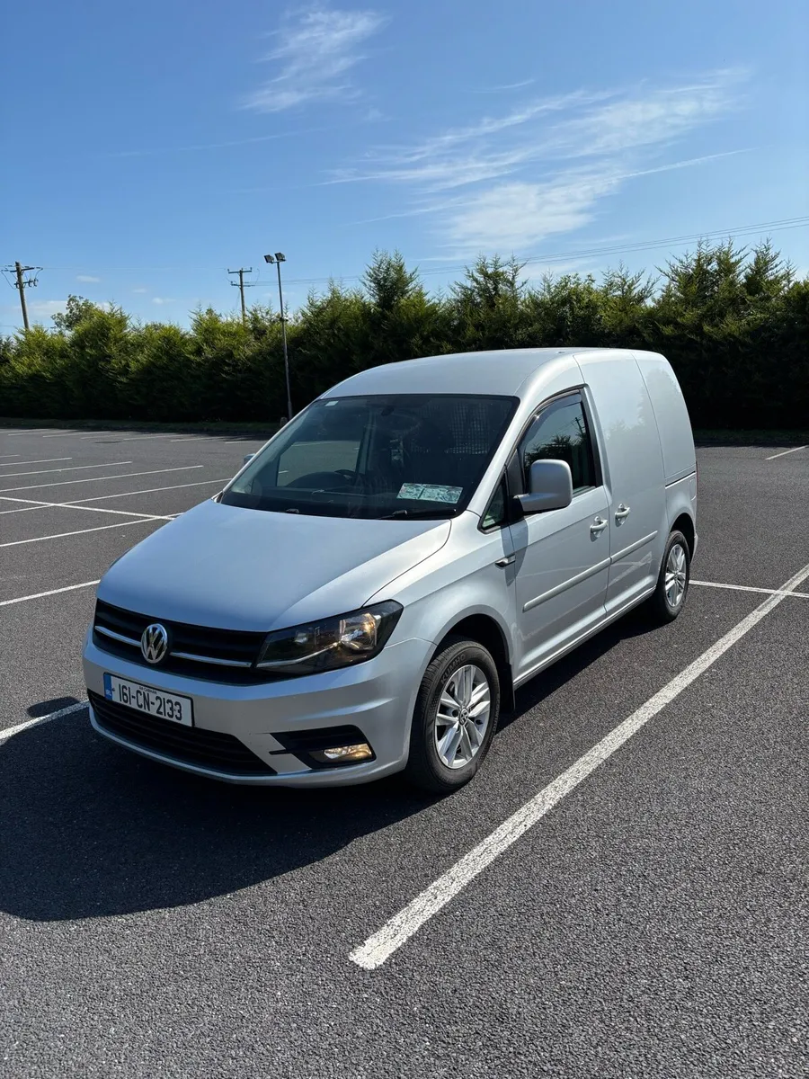 VW Caddy Highline - Image 2