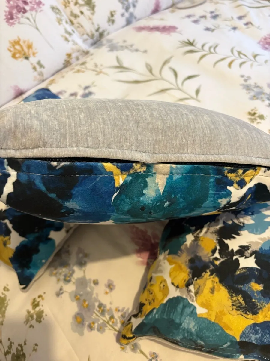 Sofa Cushions (print & grey) x 3 - Image 3