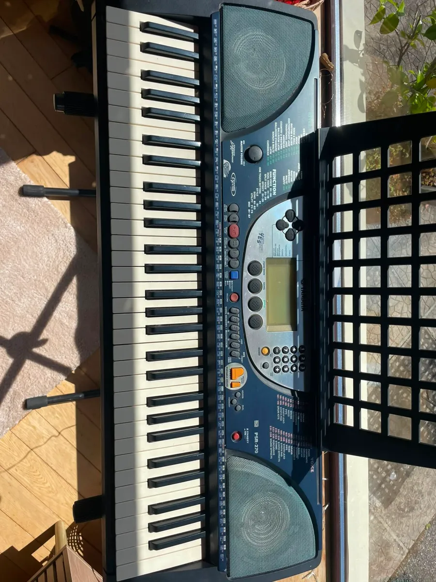 Keyboard and Stand - Image 3