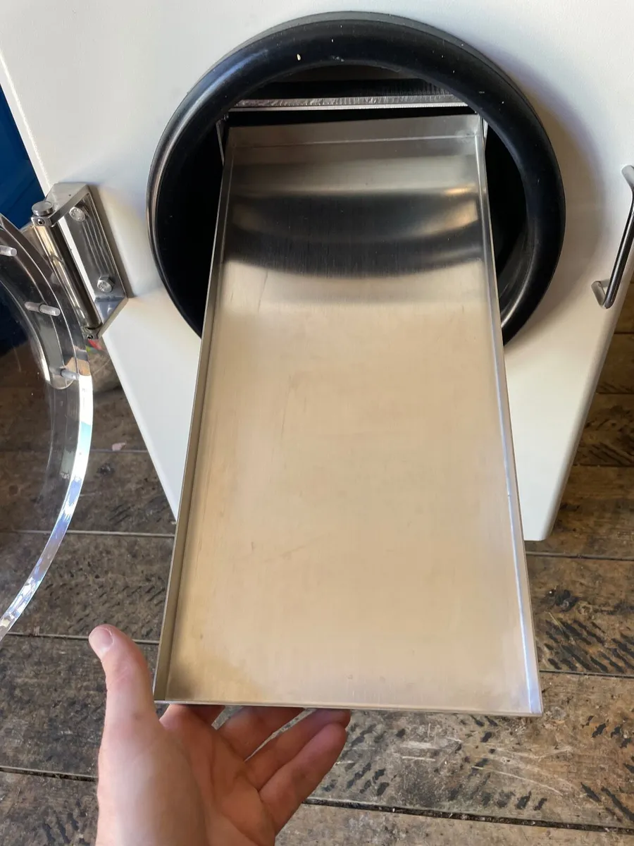 Commercial Freeze Dryer / Lyophiliser – Excellent - Image 2