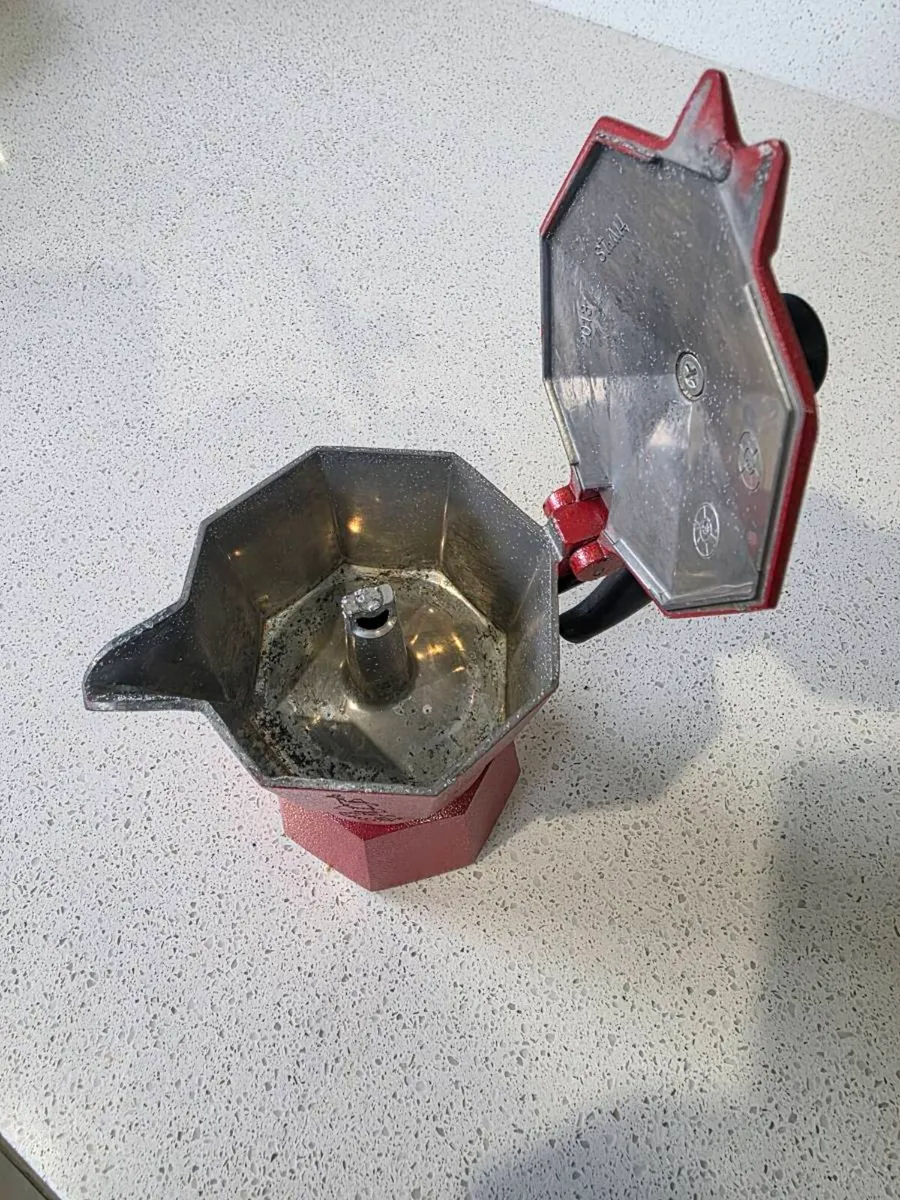 Bialetti Moka Express Coffee Maker - Image 2