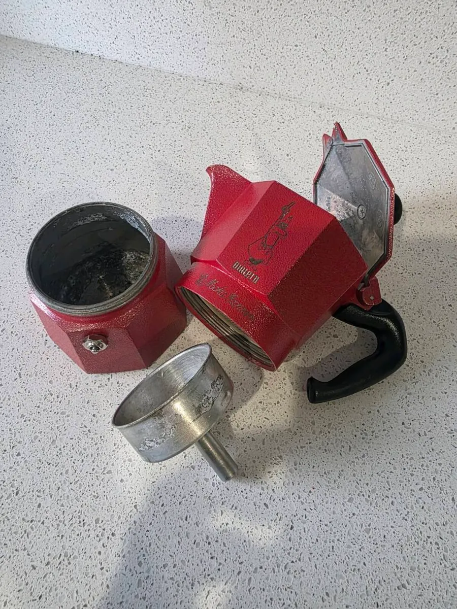 Bialetti Moka Express Coffee Maker - Image 3