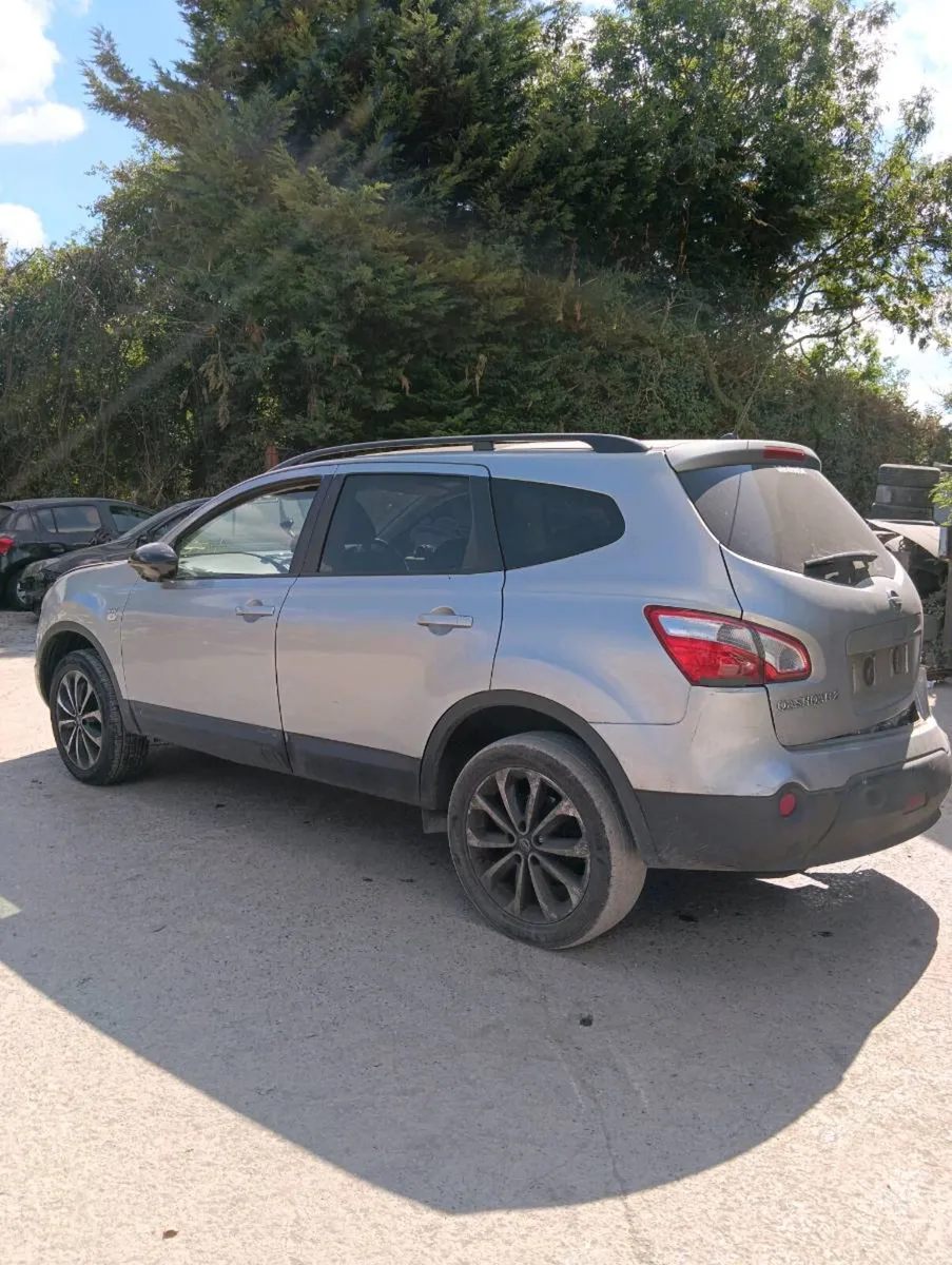 Breaking Nissan qashqai+2 1.5dtci 2013 - Image 3