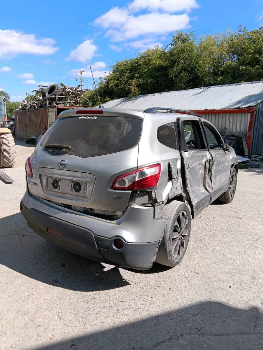 Breaking Nissan qashqai+2 1.5dtci 2013 - Image 4