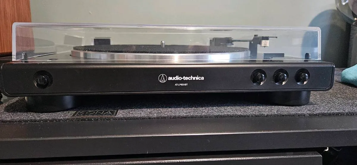 Audio Technica ATLP60XBT Turntable with Bluetooth - Image 4