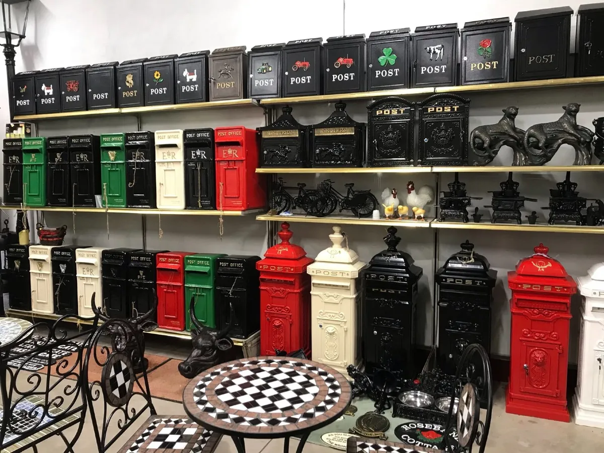 Cast iron & aluminium post boxes Garden furniture - Image 2