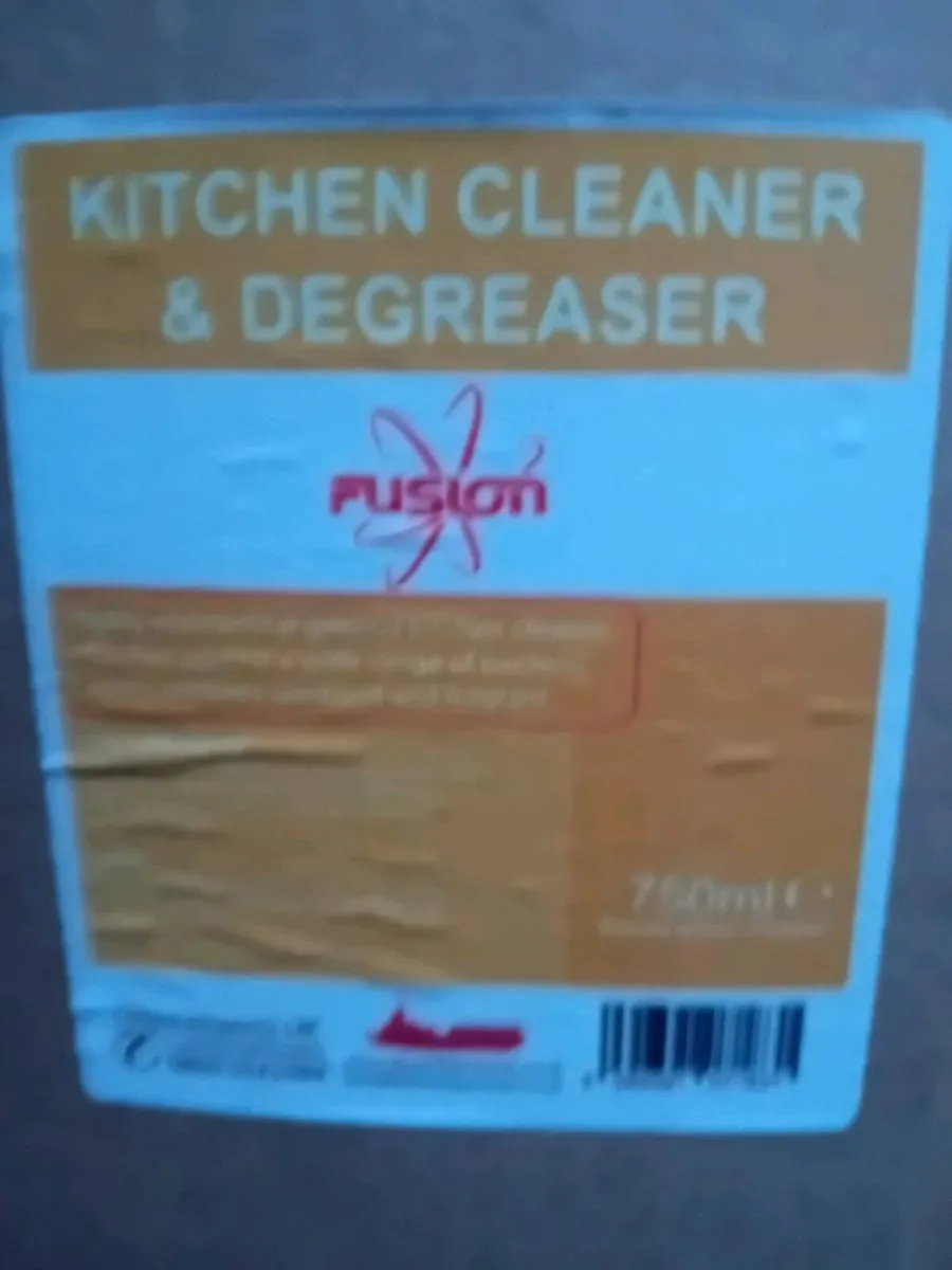 Kitchen Degreaser and Cleaner 750ml - Image 3