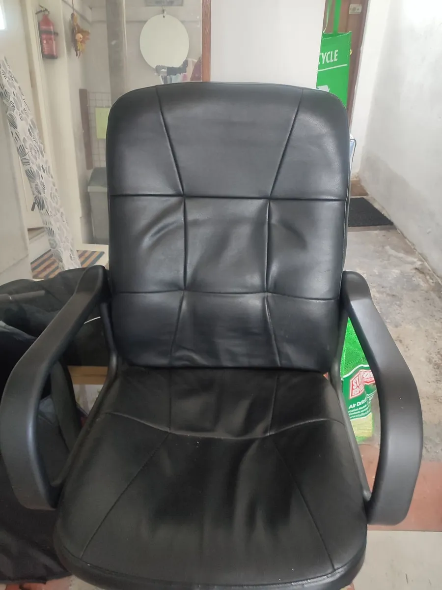 Office Chair - Image 2