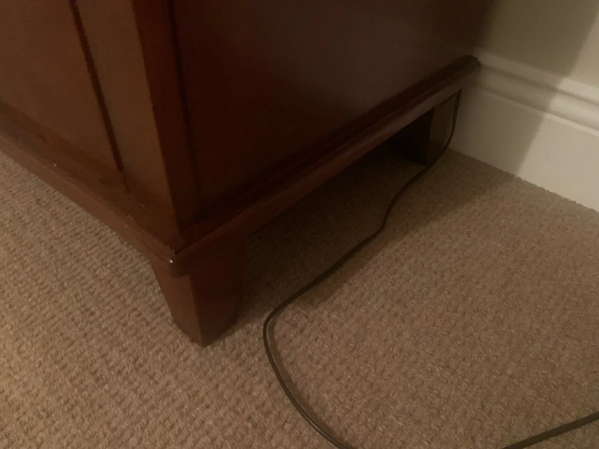 Bedroom dresser - Image 4