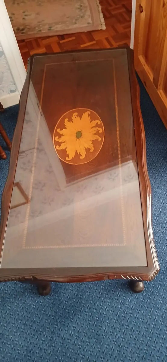 Vintage glass top coffee table - Image 2