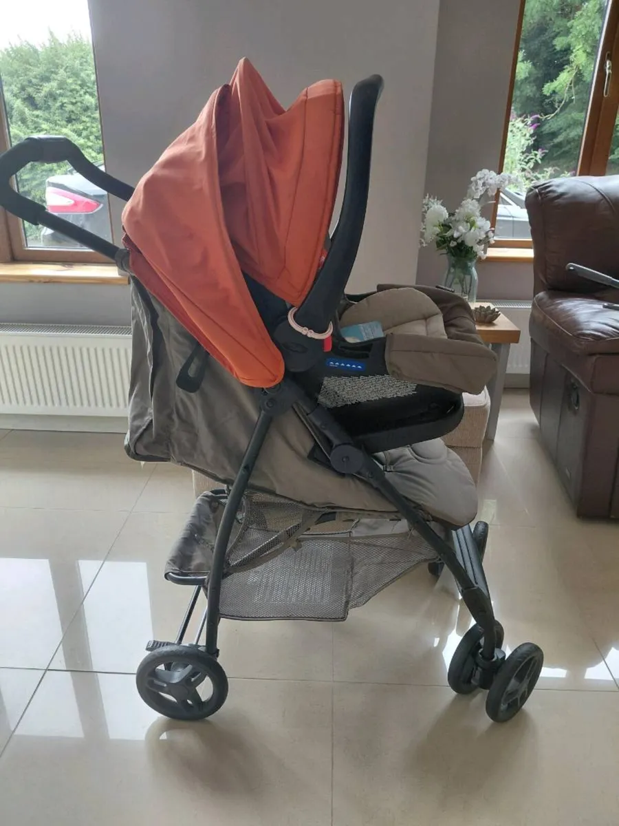 Graco stroller and car seat - Image 4