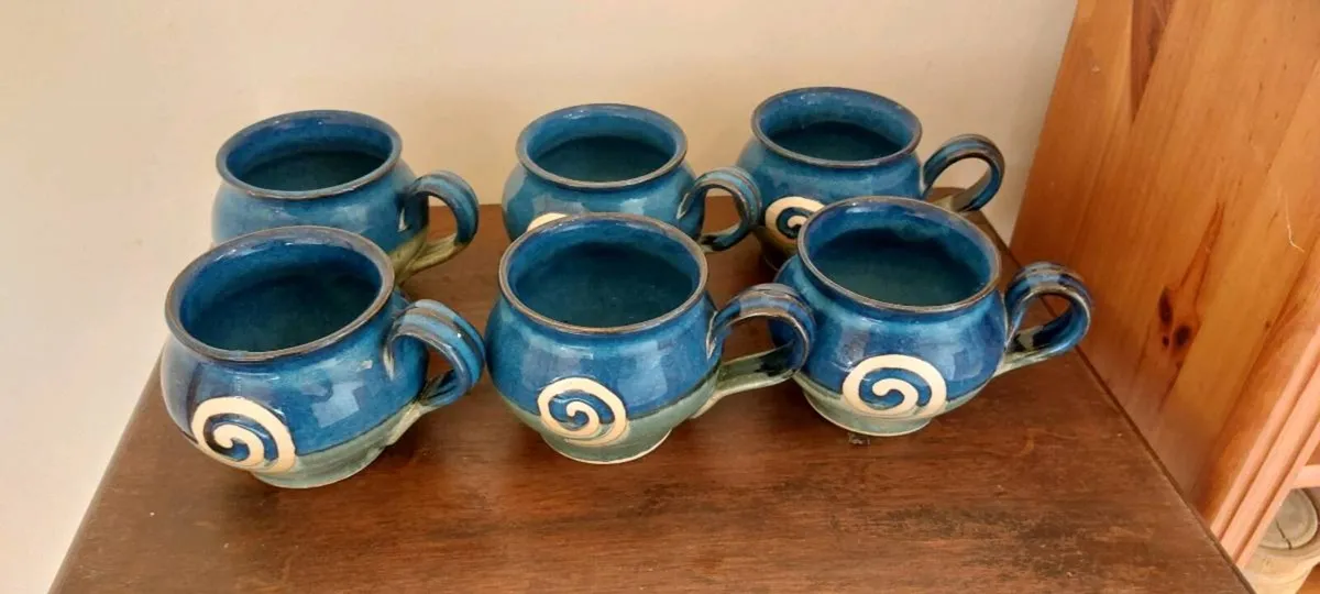Cups - Image 4