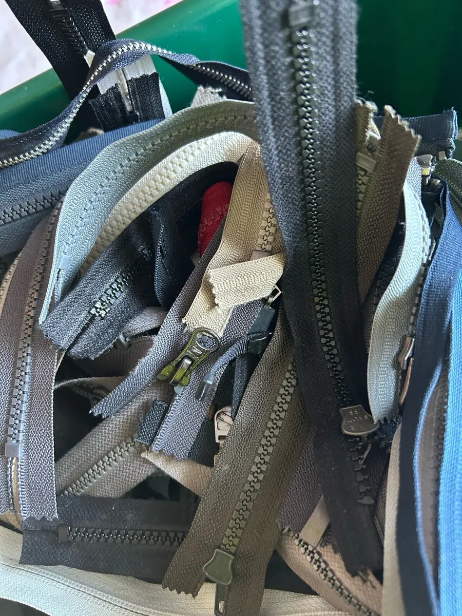 Curtain eyelets fitted all colours - Image 1