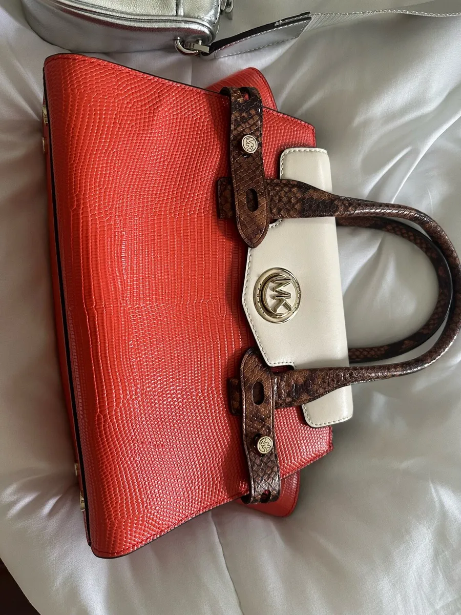 Designer bags - Image 1
