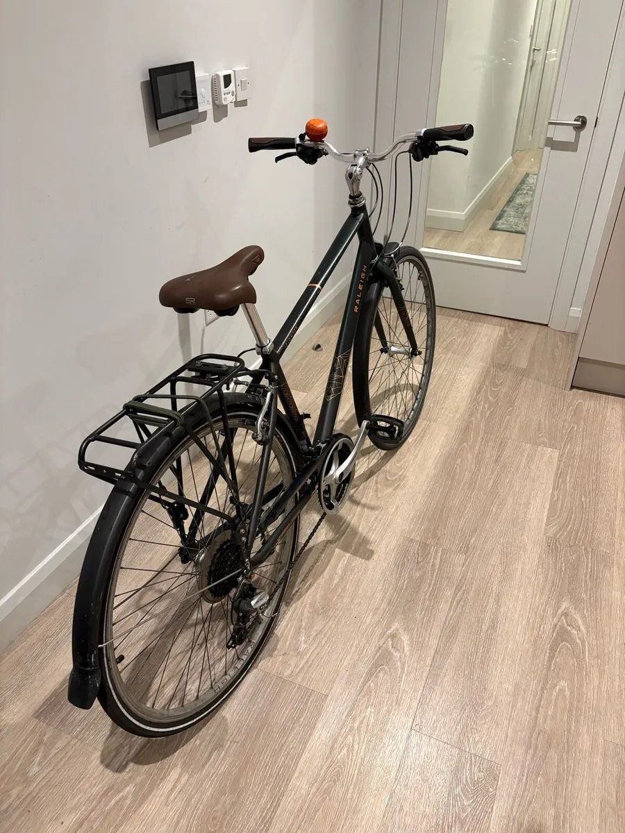 Raleigh Women’s Bike - Image 4