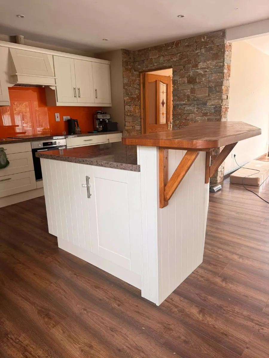 Kitchen and Pantry (Appliances included) - Image 2
