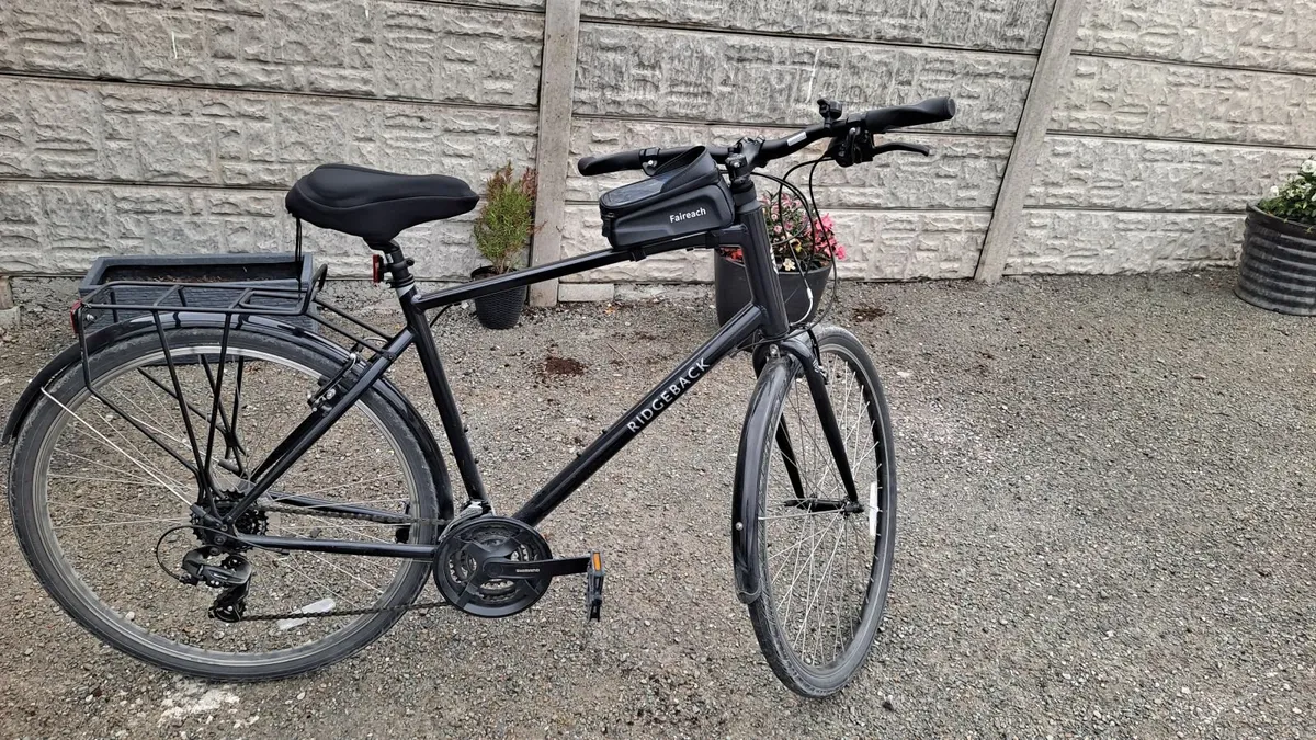 I'm selling a bicycle. - Image 2