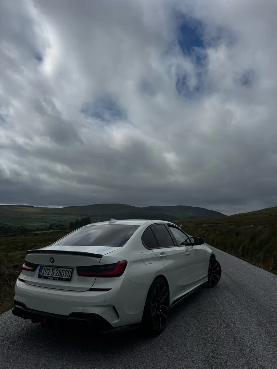BMW G20 330e - Image 3
