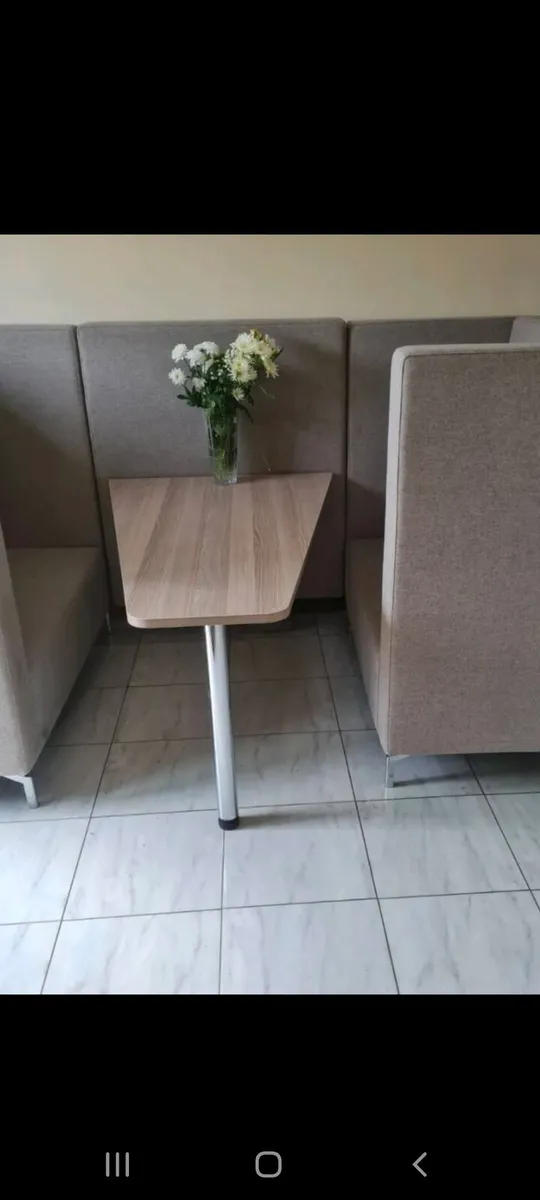 Executive seating booth - Image 3