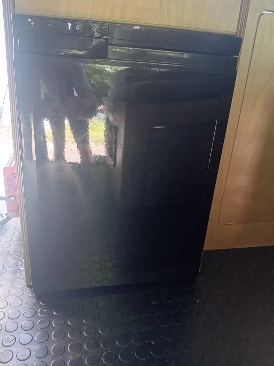 Campervan JKF50 12v Compressor Fridge Freezer - Image 2