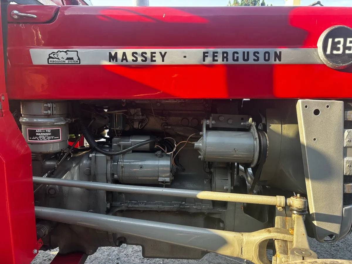 Massey Ferguson 135 - Image 4