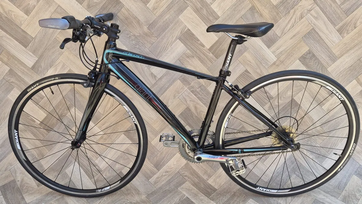 GIANT, FLAT HANDELBAR RACER, BRAND NEW - Image 1