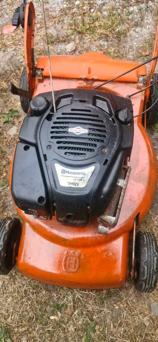 Husqvarna LC53c self propel mower - Image 1